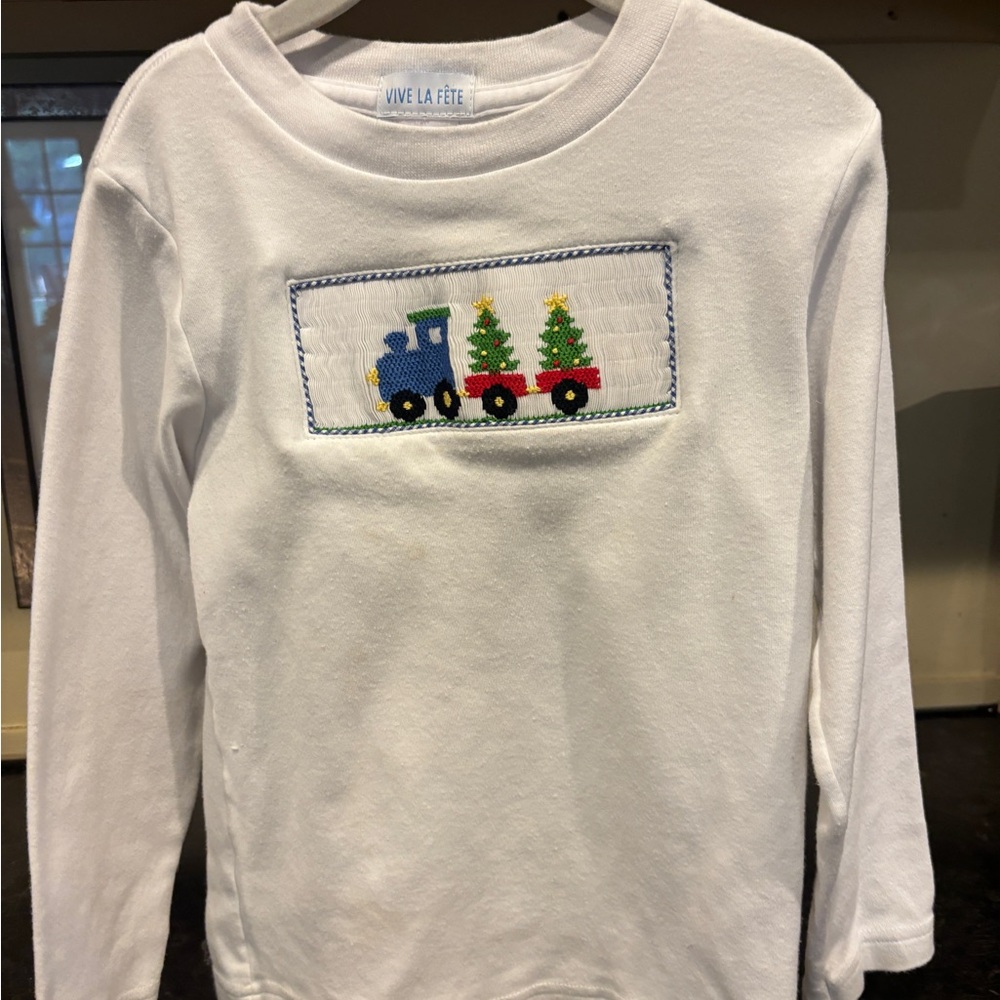 Boys size 4 Smocked Vive La Fête White Long Sleeve Shirt with Train Design